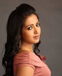 Actress-Catherine-Tresa