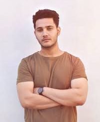 Actor-Arsh-Bajwa-Contact-201x245
