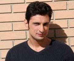 Actor-Rushad-Rana-Contact