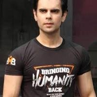 Actor-Varun-Pruthi-Contact